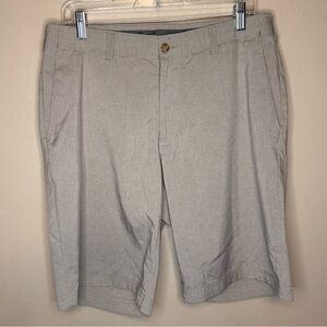 Ben Hogan Men's Flat Front Tan Golf Shorts Size 34